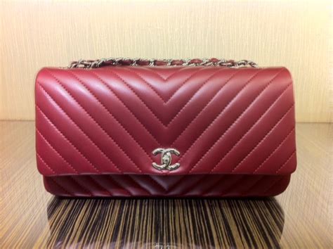 Chanel Surpique Chevron Flap Bag Reference Guide